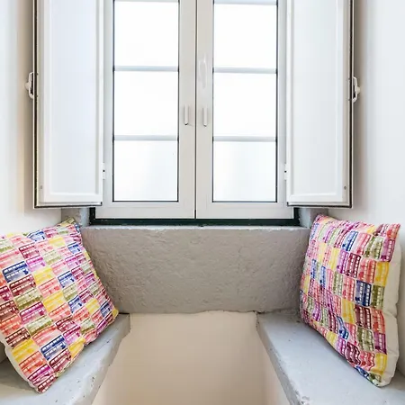 Apartments Center Bairro Alto Lisbon Exterior photo