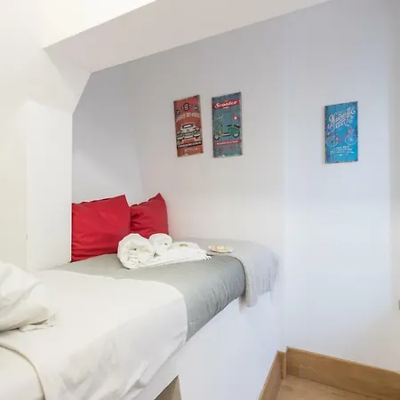 Apartments Center Bairro Alto Lisbon Exterior photo
